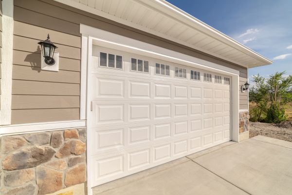 Garage Lifting in Cranston